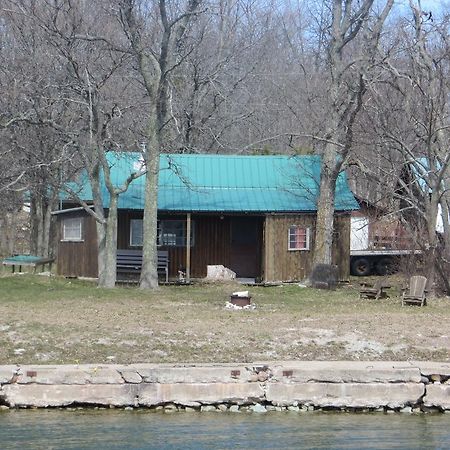 Lake Wolsey Cabins Hotel Gore Bay Zewnętrze zdjęcie