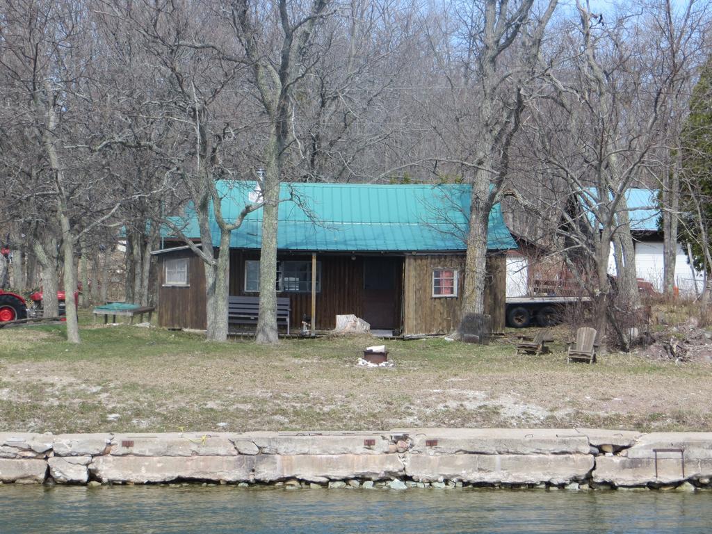 Lake Wolsey Cabins Hotel Gore Bay Zewnętrze zdjęcie
